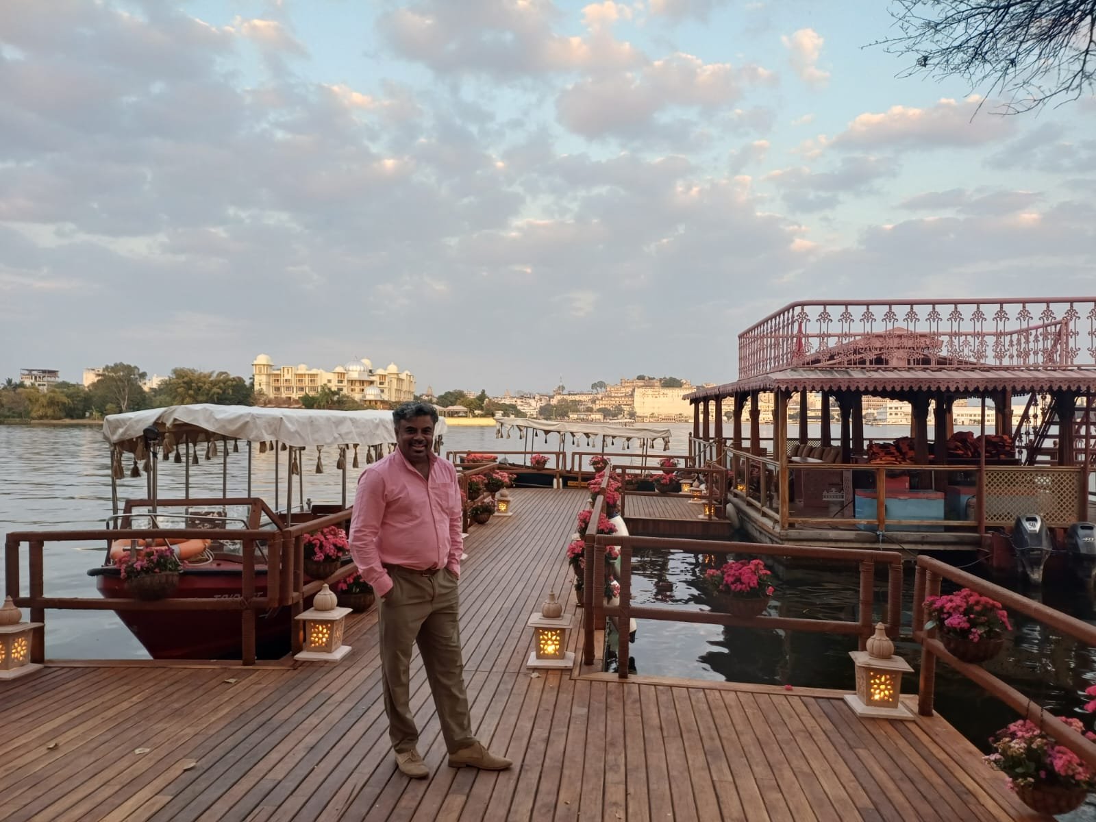 Ramesh Nambiar at Udaipur Udi Vilas evening boat ride Udaipur tour guide